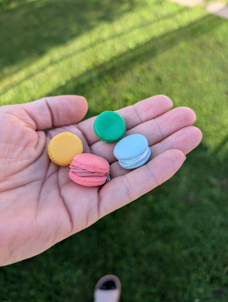 Aimants de réfrigérateur en argile polymère faits à la main