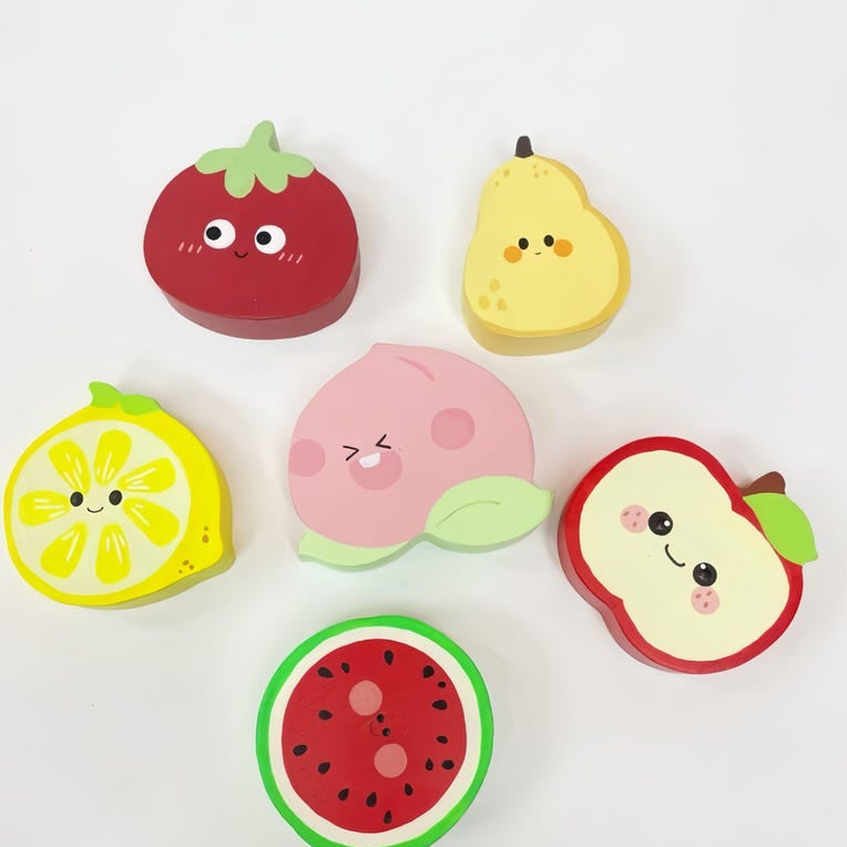Aimant de réfrigérateur ouvre-bouteille en bois sculpté à la main 6 cm, ornement de bureau fruit cartoon, décoration intérieure
