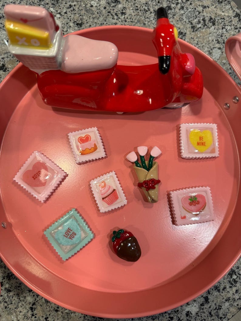 Aimants de réfrigérateur en argile faits main - décorations de cuisine uniques