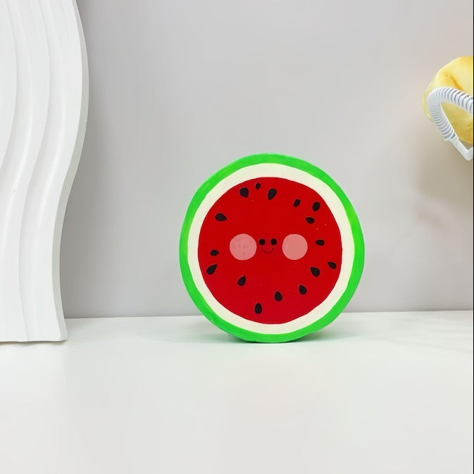 Aimant de réfrigérateur ouvre-bouteille en bois sculpté à la main 6 cm, ornement de bureau fruit cartoon, décoration intérieure