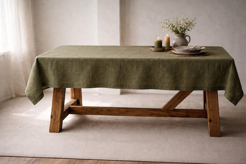 Nappe en lin lavé 200 g/m², ourlet large 3 cm, coins à onglet, 70 couleurs, tailles multiples