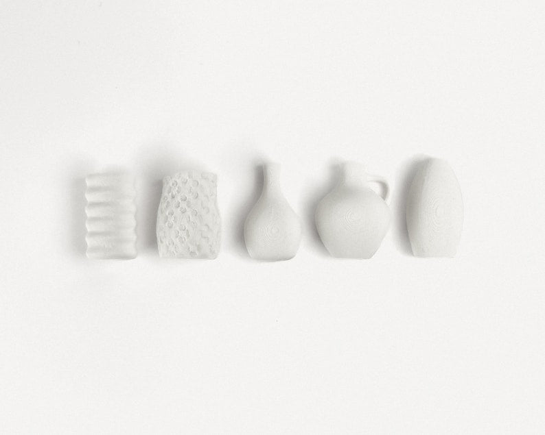 Lot de 5 Mini Vases Aimantés 3cm – Magnets Déco Frigo – Unis ou Bicolores