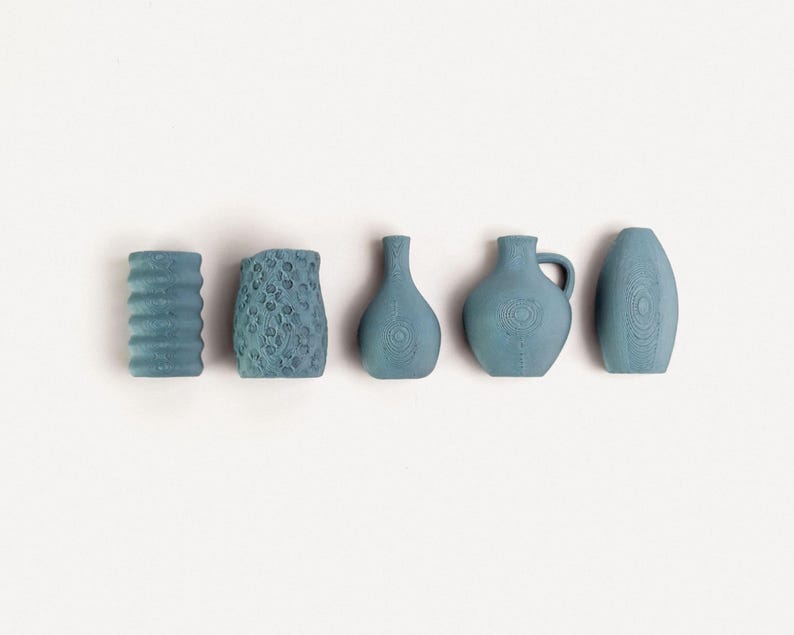 Lot de 5 Mini Vases Aimantés 3cm – Magnets Déco Frigo – Unis ou Bicolores
