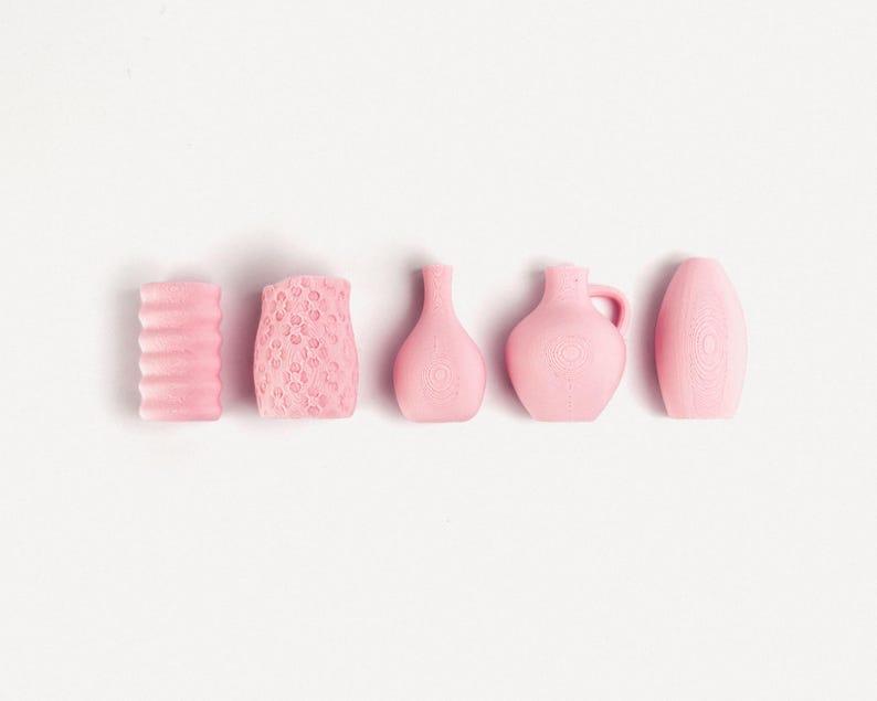 Lot de 5 Mini Vases Aimantés 3cm – Magnets Déco Frigo – Unis ou Bicolores