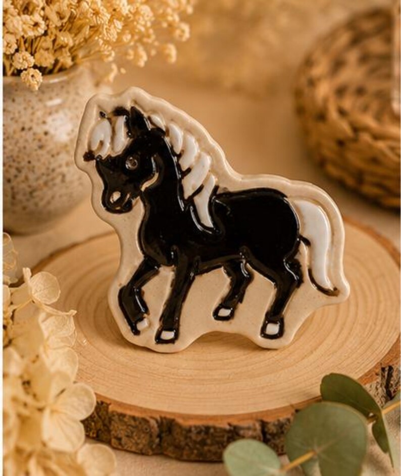 Aimants Chevaux et Ânes en Céramique Peints à la Main 5-6 cm