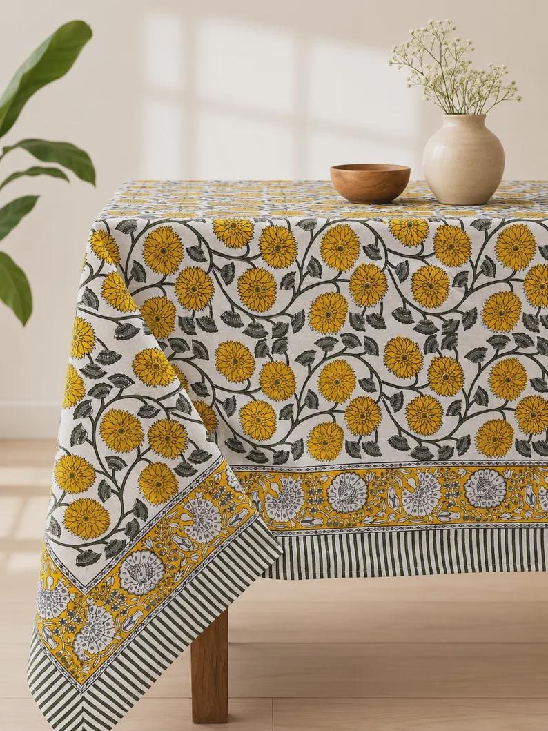 Nappe ronde en coton imprimé orange brûlé - motif floral